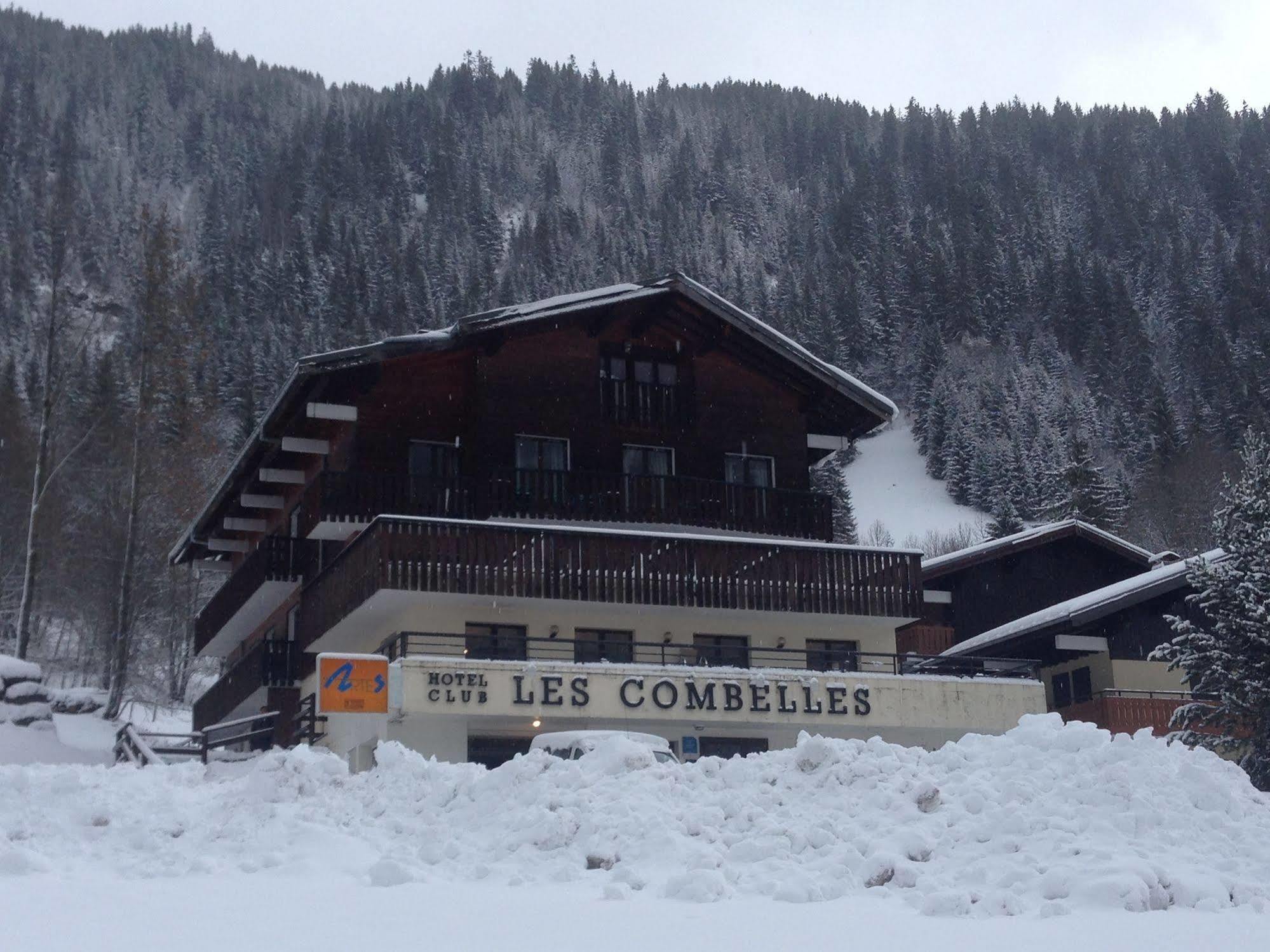 Hotel Les Combelles Chatel Exterior photo